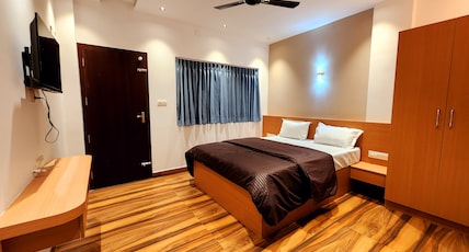 Venku's Inn Room Type - Deluxe Room AC