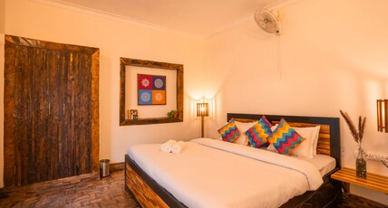 goSTOPS Nainital  Room Type - Deluxe Private Room with Ensuite Bathroom