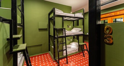 Versailles Backpacker Hostel Room Type - 10 Bed Mixed Dorm Per Bed