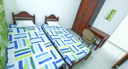 kallungal square Room Type - Double room with shared bathroom