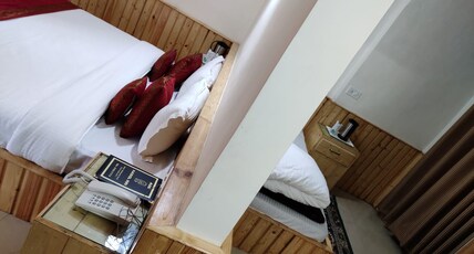 Hotel Kasol Inn Room Type - Mini Family Suite