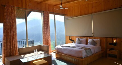 Snowbell Hotel Room Type - Premium Wooden Cottage | Snow Capped Mountain View