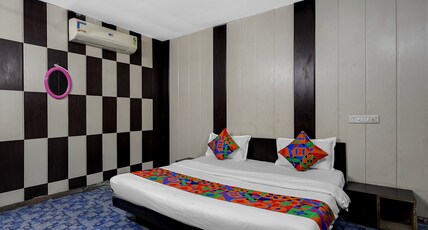 FabHotel Aavkar Room Type - Deluxe Room
