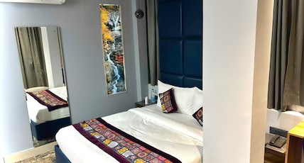 Razido Suites Room Type - Razido Super Deluxe Room without Bathtub Razido Suites Room Type - Razido Super Deluxe Room without Bathtub