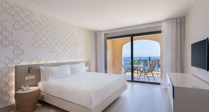 Hilton Malta Room Type - DELUXE SUITE