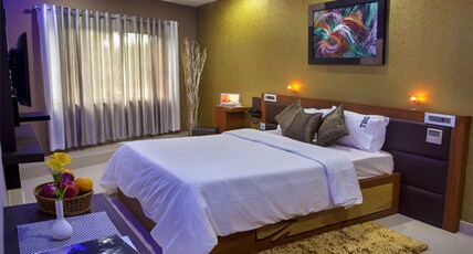 TBG RESIDENCY Room Type - TBG DOUBLE AC SUPER DELUXE ROOM