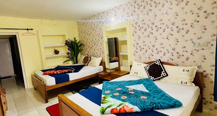 Violet Residency Room Type - Deluxe Room