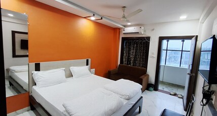 Amar International Hotel Room Type - Super Deluxe Room (double bed)