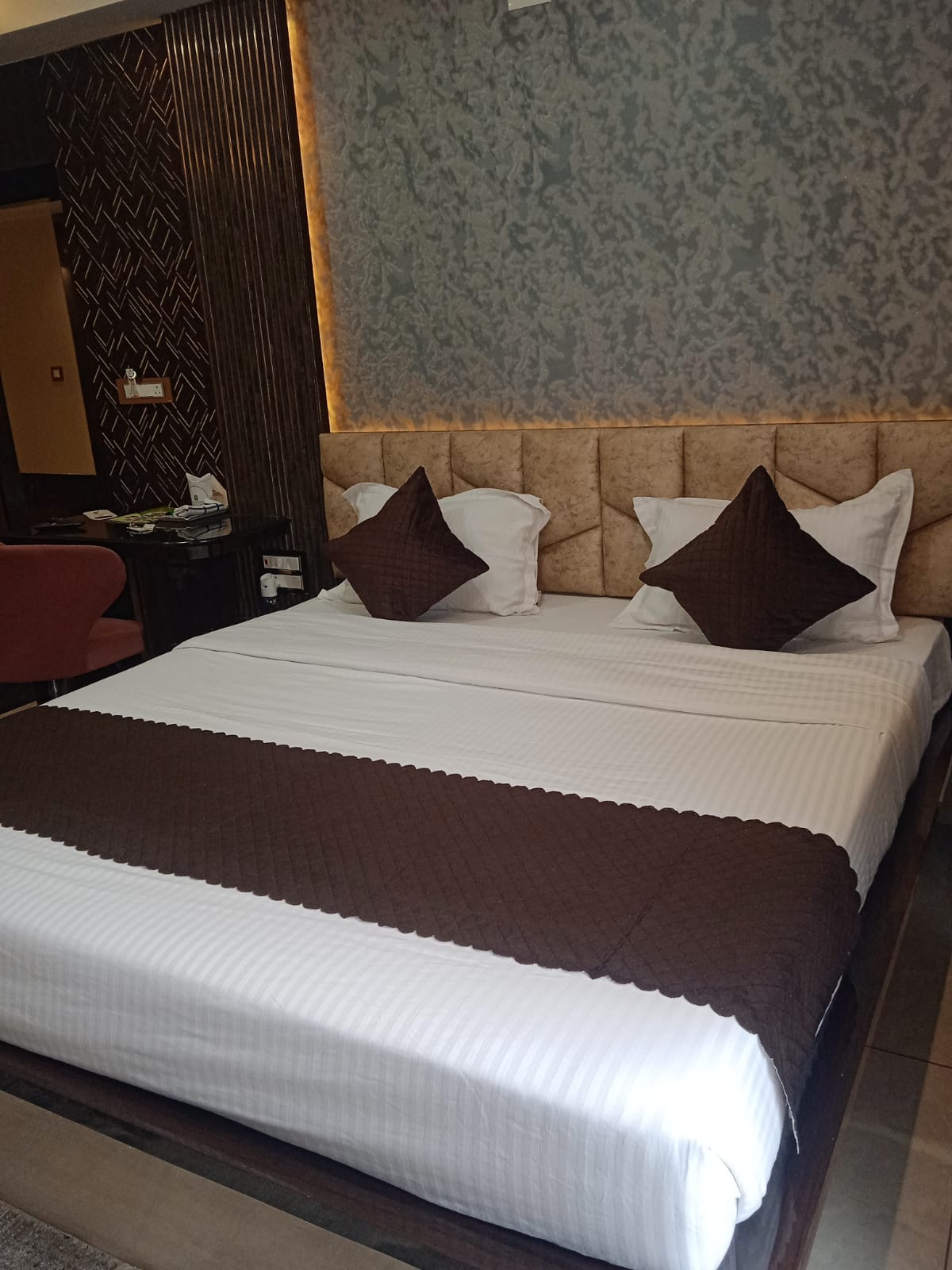 Hotel Draupadi - Tap to explore photos