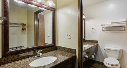 Best Western Hi-desert Inn Room Type - Suite - 3 Queen Beds, Non-Smoking, Family Room, Two Bedrooms, Microwave And Refrigerator, Full Break Best Western Hi-desert Inn Room Type - Suite - 3 Queen Beds, Non-Smoking, Family Room, Two Bedrooms, Microwave And Refrigerator, Full Break