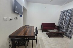 Comfortable 2 BHK in Yelahanka (BLR 03)
