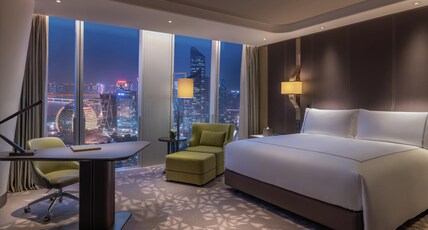 Conrad Hangzhou Room Type - KING EXECUTIVE RIVER VIEW