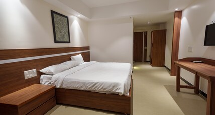Vaibhav Hotel Room Type - Executive Deluxe Rooms (Double Occupancy)