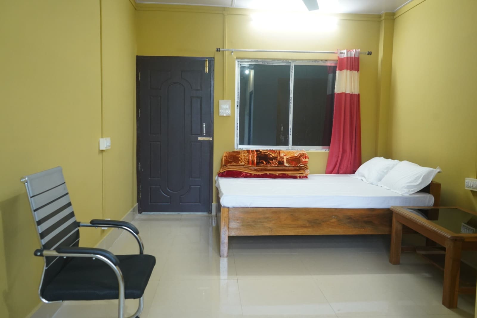 The Tenzin Homestay - Tap to explore photos