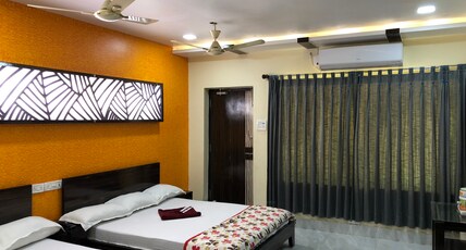BALAKA LODGE Room Type - 7 BED FAMILY ROOM AC BALCONY