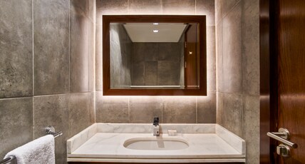 Holiday Inn Hotel & Suites Cairo Maadi, an IHG Hotel Room Type - 1 Bedroom Suite City View