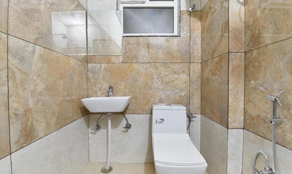 Hotel Lakhdatar - Tap to explore photos