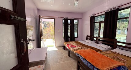Jageshwar Inn Room Type - Family Room - Four Bedded