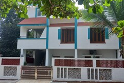Aara-AHB Cottage01