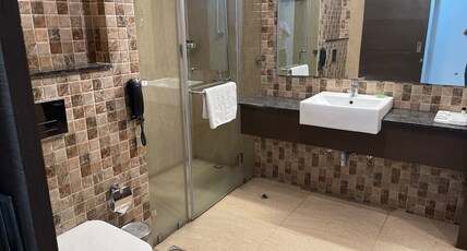 V Club Sohna Road Room Type - Executive Room