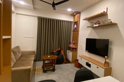 Cozy 1bhk Flat with Gym Near Beach  Kazhakootam
