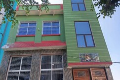 RADHA APARTMENTS Stay