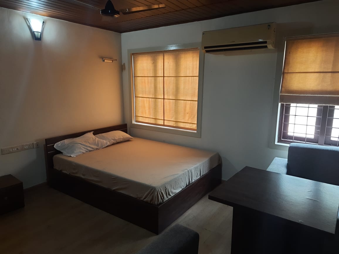 HIVE RESIDENCY. - Tap to explore photos