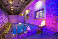 Taos Villa 3BHK with Pvt Pool By Staymatic Villa's