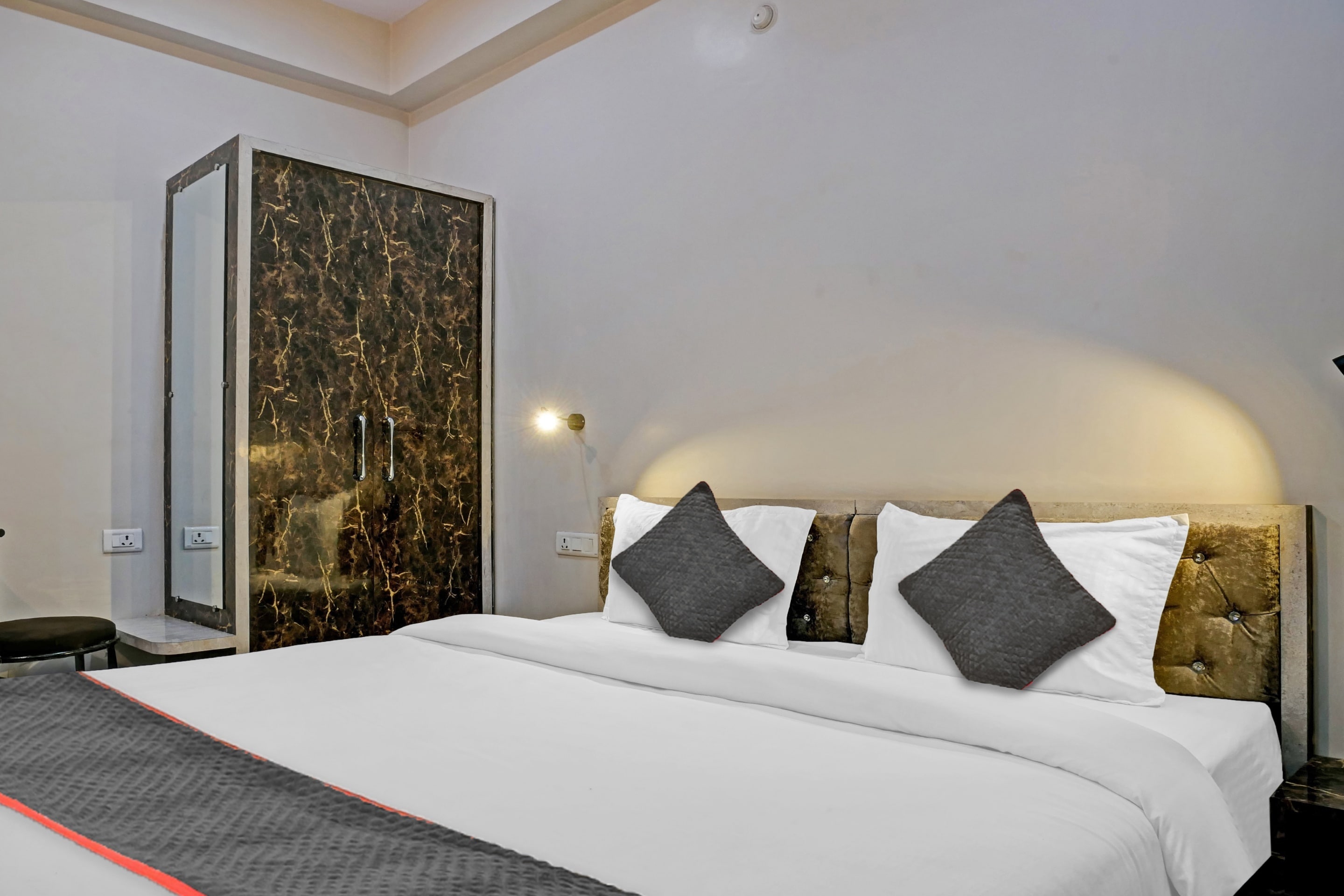Hotel O Navneeta Grand - Tap to explore photos
