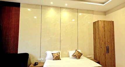 RN HOTEL AND LAWN Room Type - Super Deluxe Room