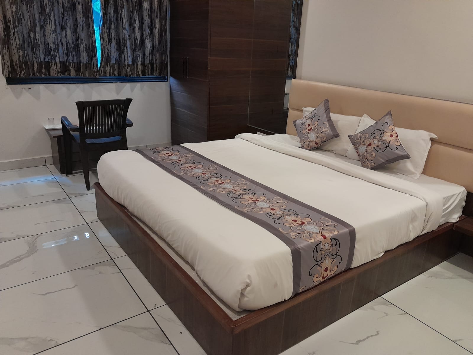 HOTEL ABU INN ABU ROAD - Tap to explore photos