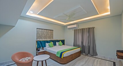 Itsy Hotels Greenland Jungle View Room Type - Deluxe Family Room