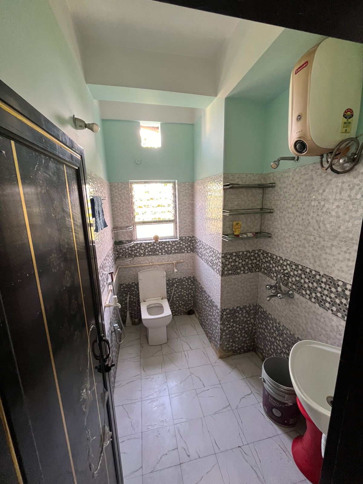 Lyana Homestay - Tap to explore photos