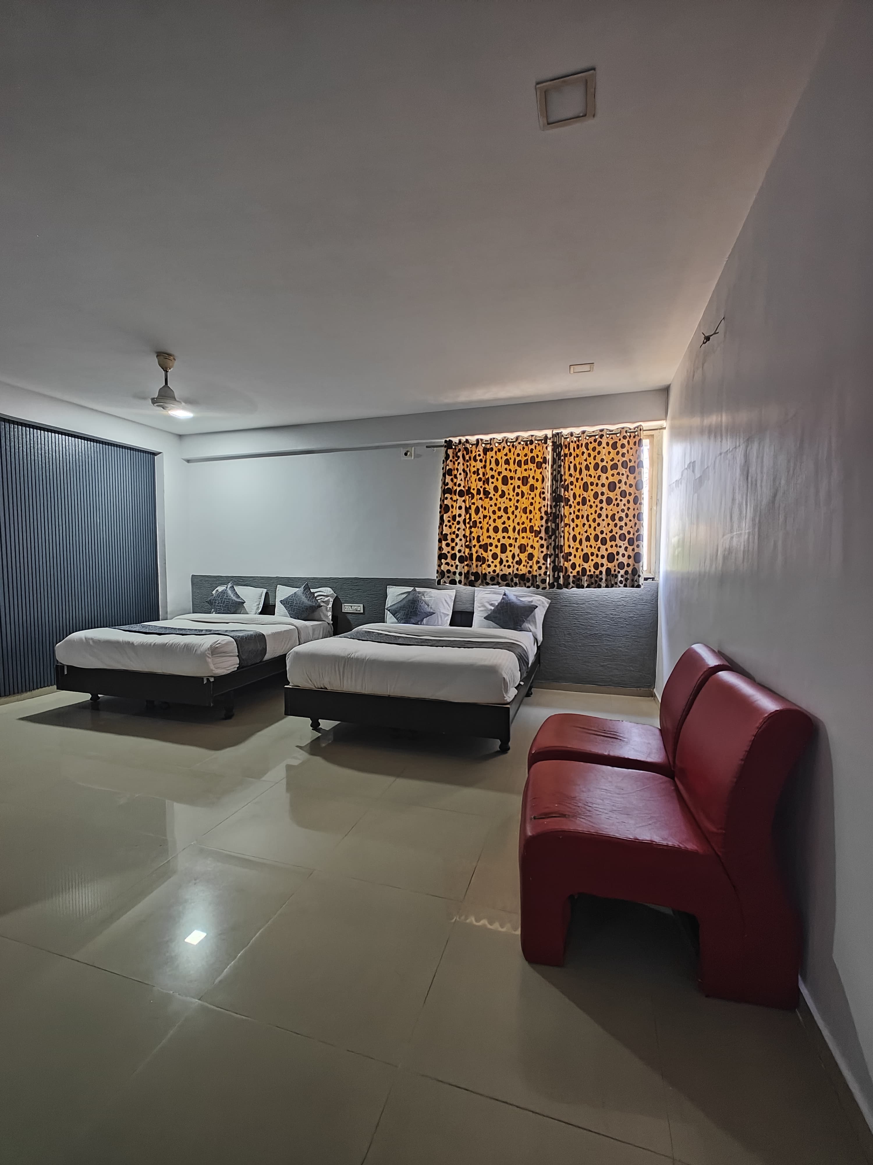 Hotel Silver Inn Naroda - Tap to explore photos