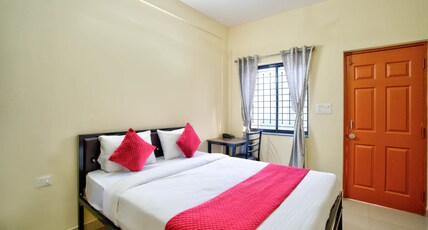 AVSHREE CROWN COMFORT STAY Room Type - Bedroom 7 AVSHREE CROWN COMFORT STAY Room Type - Bedroom 7
