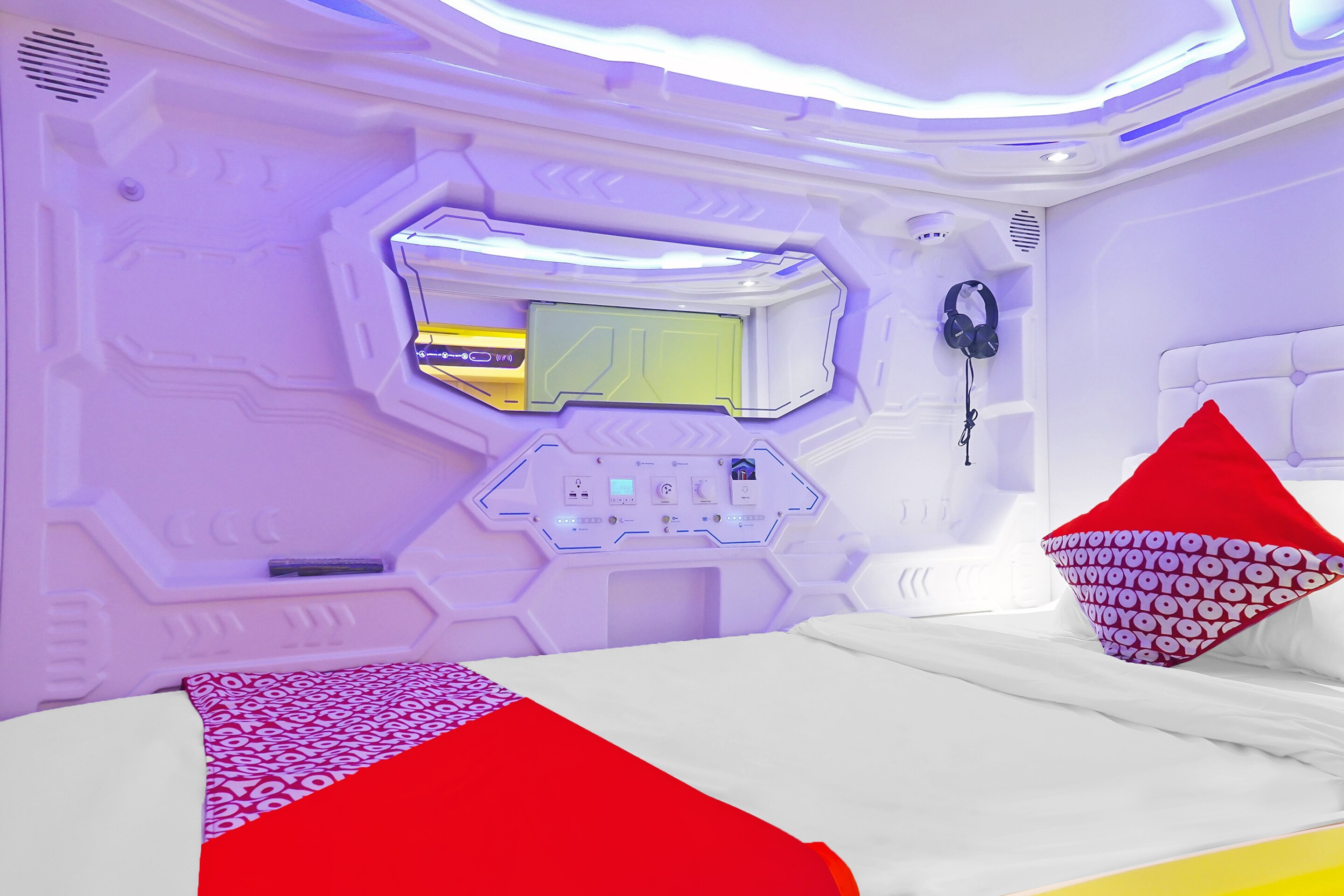 Hotel O Fiducia Capsule Hotel - Tap to explore photos