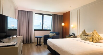 A-One Bangkok Hotel Room Type - Deluxe Double Bed Evening Delight A-One Bangkok Hotel Room Type - Deluxe Double Bed Evening Delight