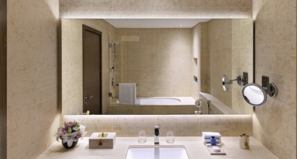 SOFITEL DUBAI THE OBELISK Room Type - Studio 1 King Bed