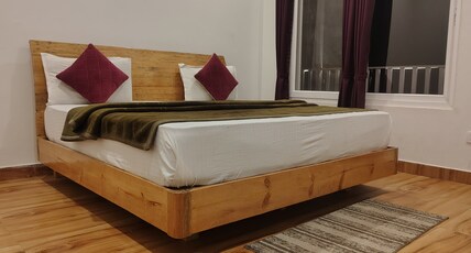 Baba Ji Guest House Room Type - Super Deluxe Room Kainchi Temple view on 1st floor Baba Ji Guest House Room Type - Super Deluxe Room Kainchi Temple view on 1st floor
