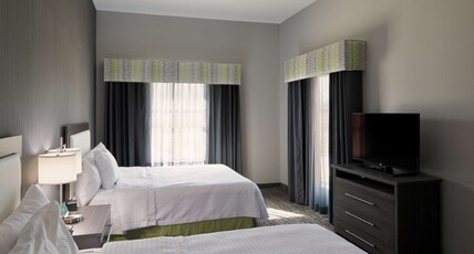 Homewood Suites by Hilton Topeka Room Type - 2 QNS 1 BDRM SUITE NONSMOK