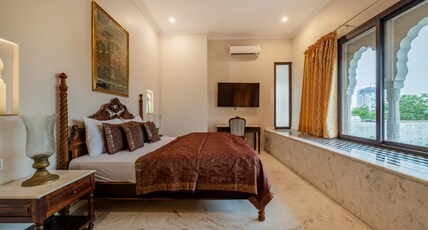 Rajasthan palace - A Heritage Boutique Hotel in Jaipur Room Type - Palace Suite Room