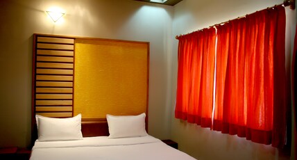 Tree Top Residency Room Type - Presidential Suite