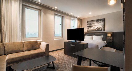 Radisson Hotel & Suites Amsterdam South Room Type - Premium Room