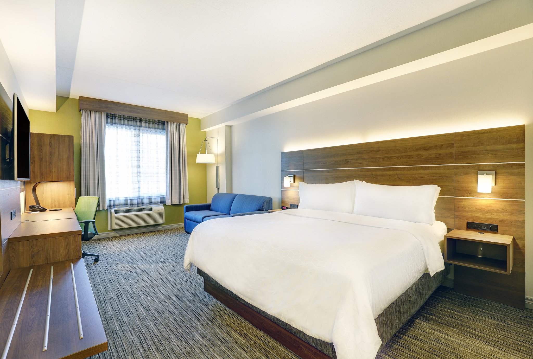 Holiday Inn Express WHITBY OSHAWA - Tap to explore photos