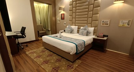 Lords Plaza Jaipur Room Type - Suite -Happy Hour 11Am to 8PM (1+1)