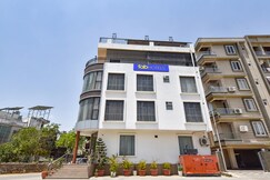 FabHotel Kirara