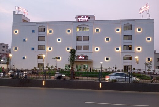 Hotel Ashray Inn Express