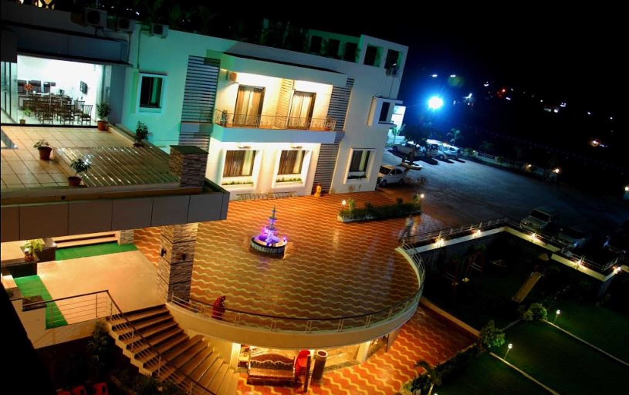 HOTEL MAHENDRA - Tap to explore photos