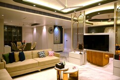 3BHK Luxury Apartment near Westin, CCU, CC2, Biswa Bangla, Sec V