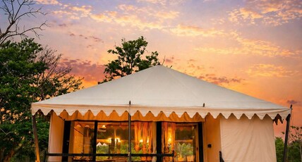 Karmatara Jungle Camps Room Type - Van-Dhara Riverfront Twin Bed Tent.